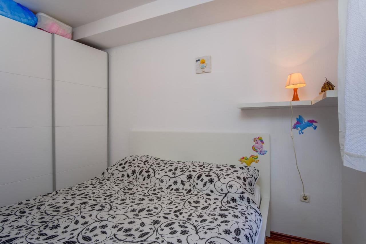 Apartman Natasa Mali Lošinj Zewnętrze zdjęcie
