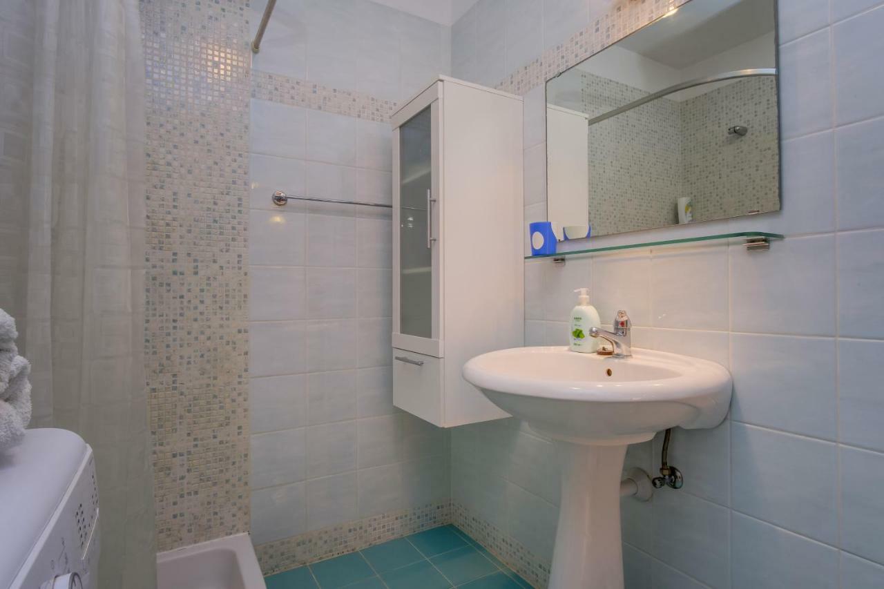 Apartman Natasa Mali Lošinj Zewnętrze zdjęcie